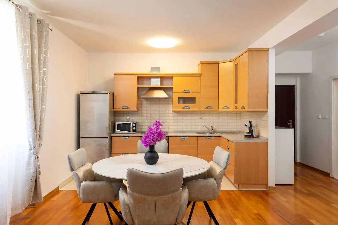 Apartman Klara Bacvice スプリト