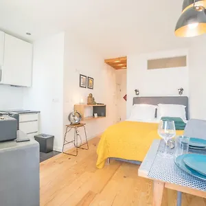 Downtown Comfy Apartment Lisbon